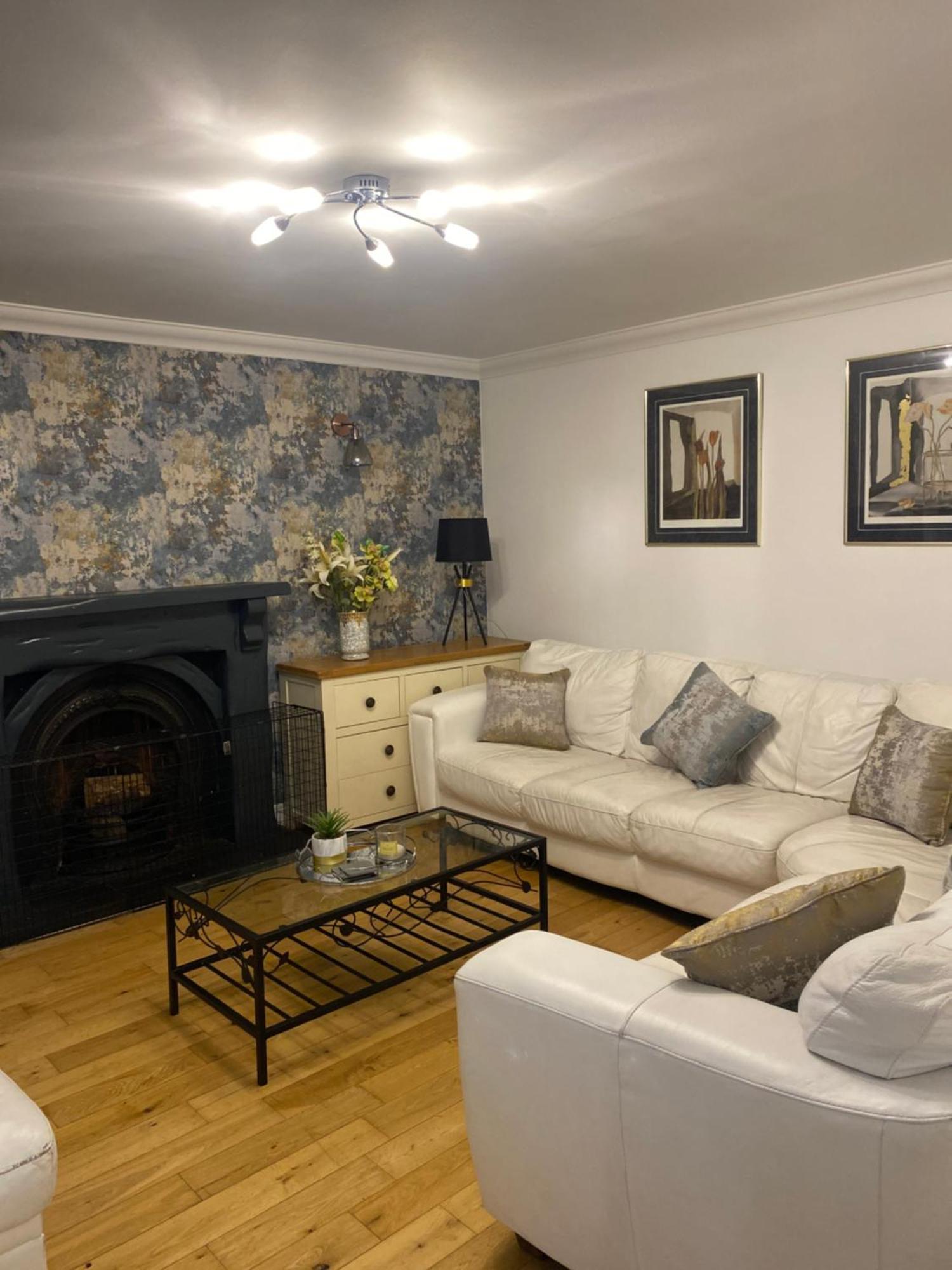 House In Mid Ulster - Sleeps 8 Holiday home *
